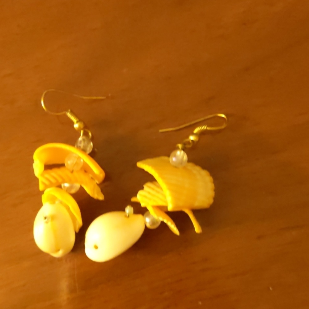 Ear rings